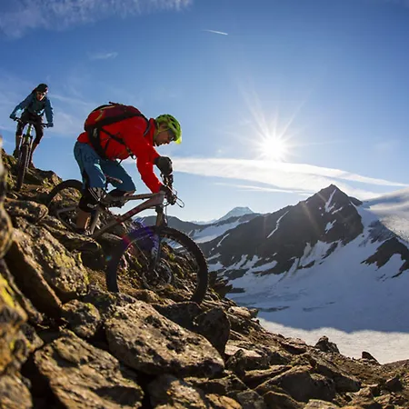 Ξενοδοχείο Bergwelt 4*